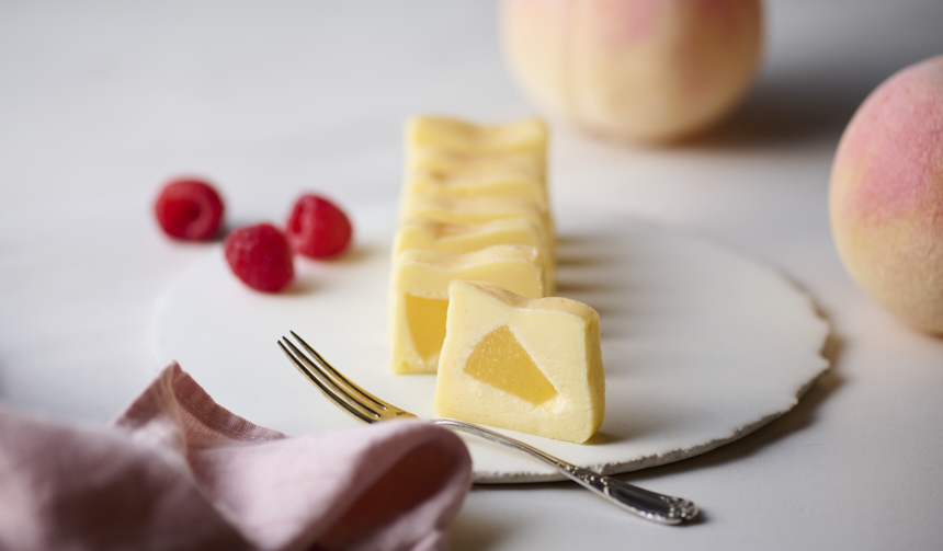 国産の桃を味わう「レーヴ・ドゥ・フロマージュ（ペッシュ）」が登場