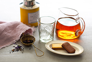 蒸し暑い夜は水出しアイスティーでリフレッシュ