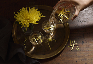 9月9日の節供には、菊酒で香りに浸って