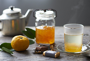 旬のゆずで作る、香り高い冬のジャム