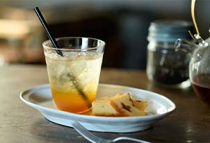 蒸し暑い日に、シュワッとさわやかなティーソーダ