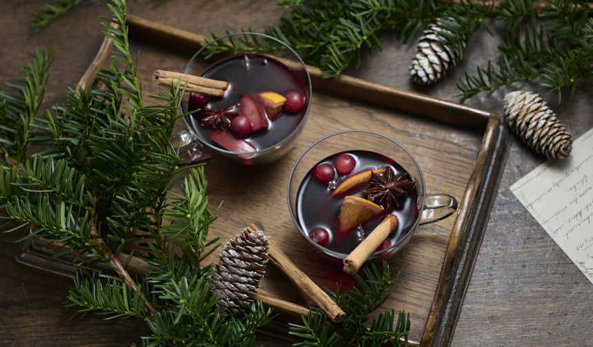 クリスマススパイスが香る「モルドワイン」で温まって