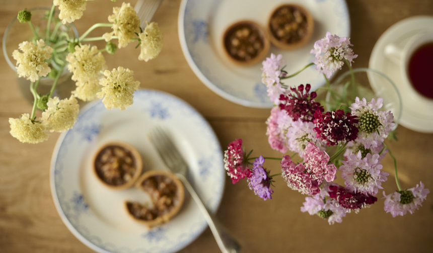 日本茶とのペアリングを楽しむ「レーヴ・ドゥ・フロマージュ（あずき）」