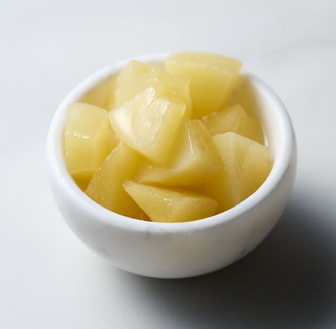 店主選りすぐりの季節素材 「白桃」