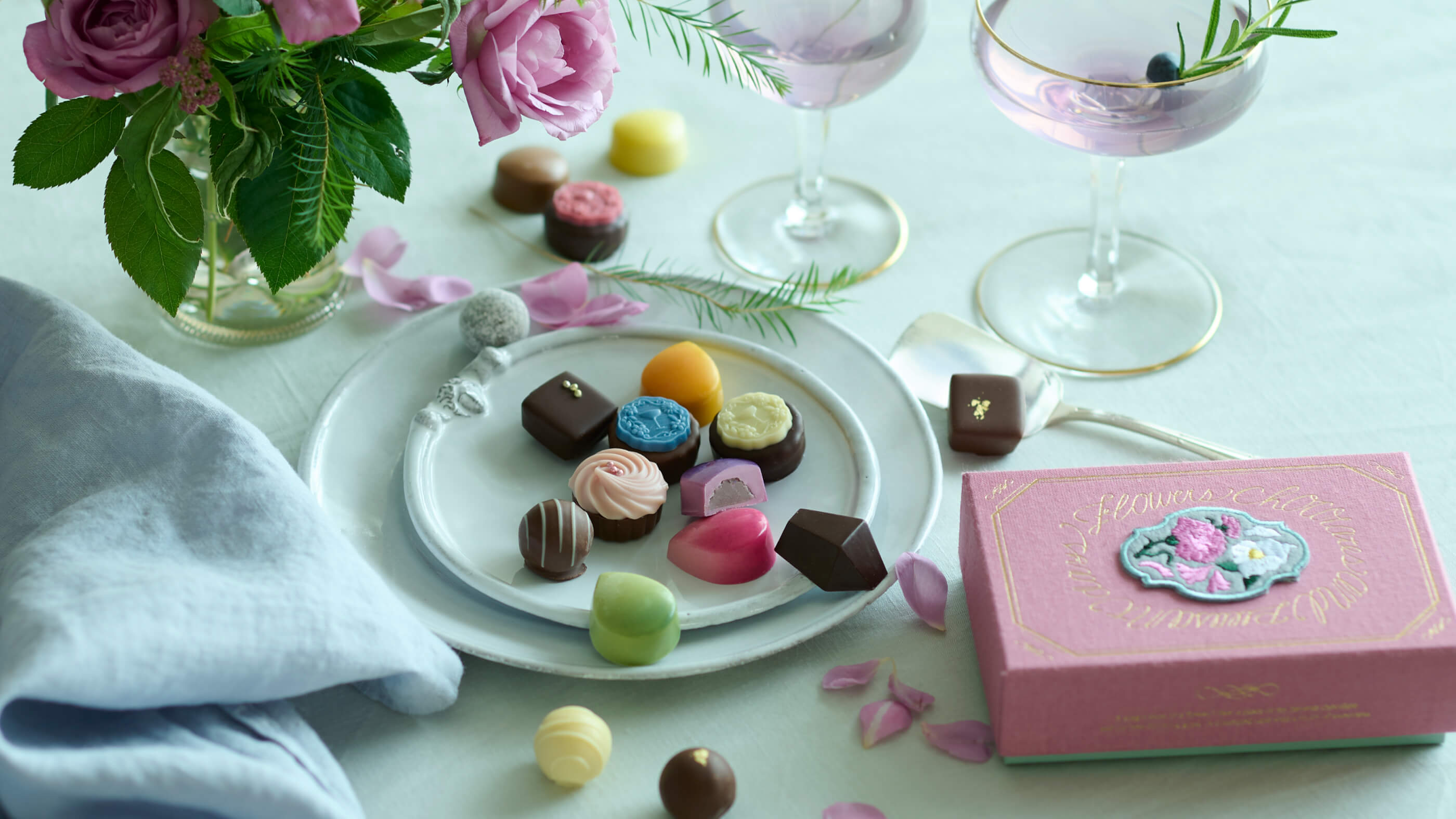 モロゾフ（morozoff）のバレンタインデー 2026 花と酒とチョコレート